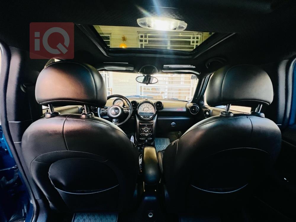 مینی کەنتری مان